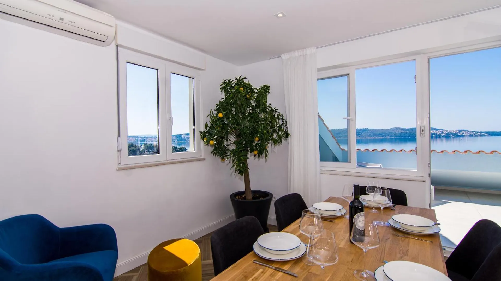 Seafront Luxury Apartments Fun Trogir