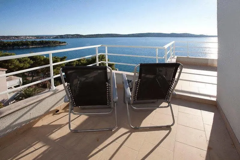 Seafront Luxury Apartments Fun Trogir